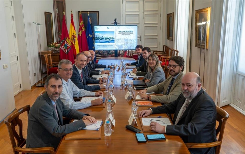 Ayuntamiento y UPCT impulsarán el aumento de plazas de alojamiento universitario y la integración urbana del Campus de Alfonso XIII
