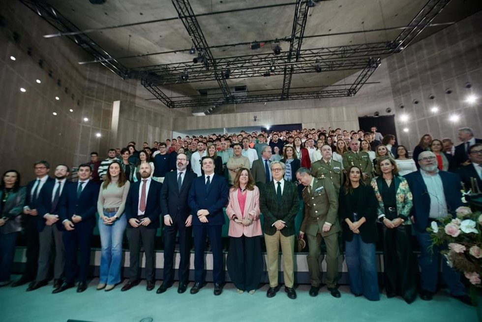 La Junta oferta 2.100 plazas de FP en 31 ciclos para opositar a la Base Logística del Ejército