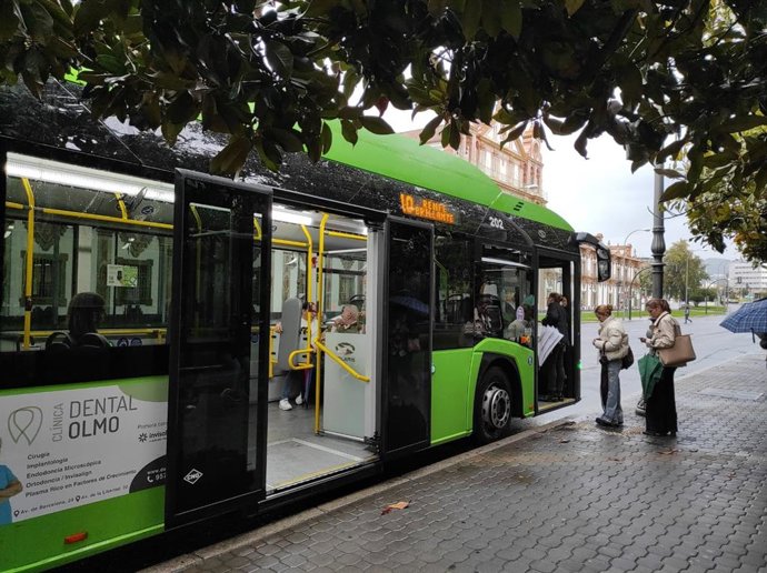 Un autobús de Aucorsa.
