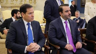 Los representantes de Exteriores de Estados Unidos, Marco Rubio, y de Siria, Asaad al Shaibani, en la Casa Blanca