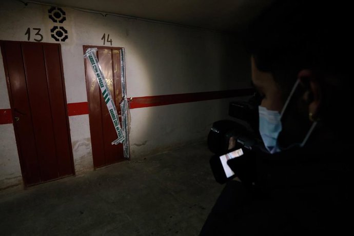 Archivo - Trastero donde ha sido hallada la menor asesinada presuntamente por su expareja en Totana (Murcia)