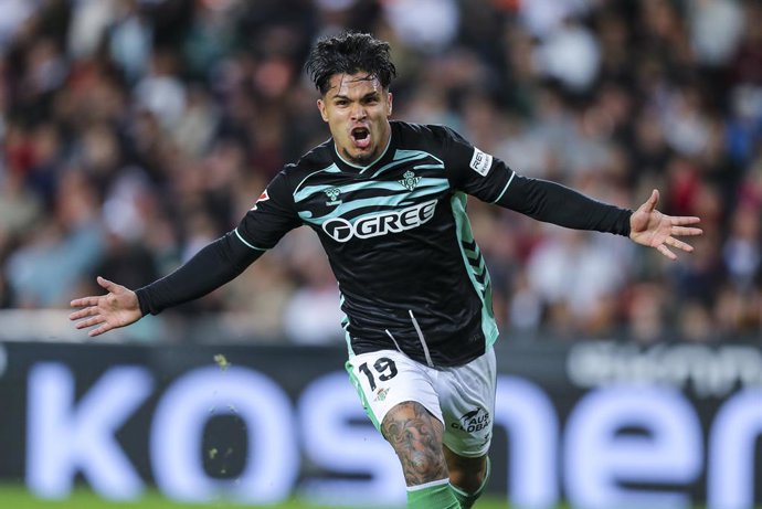 Cucho Hernandez of Real Betis Balompie celebrates a goal during the Spanish league, La Liga EA Sports, football match played between Valencia CF and Real Betis Balompie at Mestalla stadium on November 9, 2025, in Valencia, Spain.