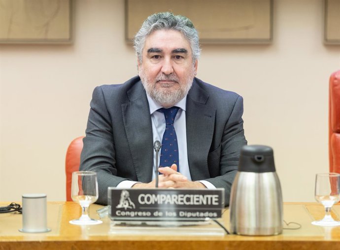O Presidente do Consejo Superior de Deportes, José Manuel Rodríguez Uribes, comparece à Comissão de Educação, Formação Profissional e Esportes, no Congresso dos Deputados, em 11 de novembro de 2025, em Madri (Espanha). Uribes comparece a