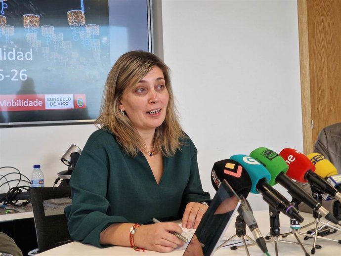 A concelleira de Seguridade, Contratación, Festas e Xestión Municipal, Patricia Rodríguez, durante a rolda de prensa deste martes.