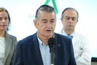 Sanz reitera la "mano tendida" y traslada a Amama su "preocupación extrema" porque no haya pasado aún "todos los datos"