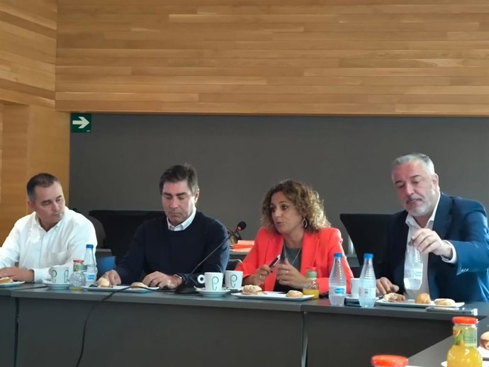 Encuentro informativo con la presidenta de la Liga F, Beatriz Álvarez, en Logroño