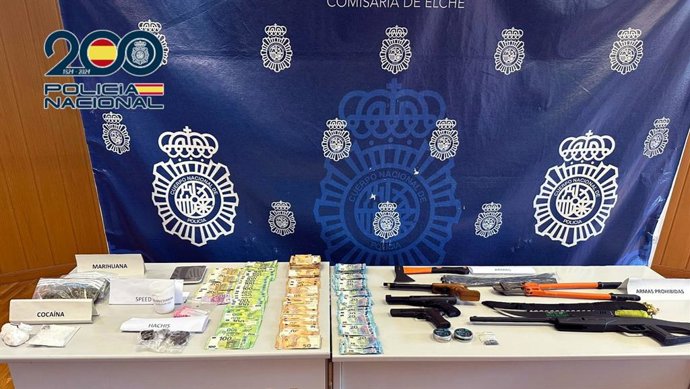 Material intervingut en l'operació
