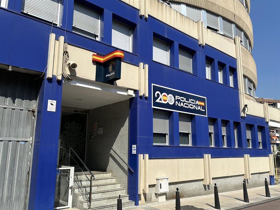 Comisaría de la Policía Nacional en Torrelavega.- Archivo