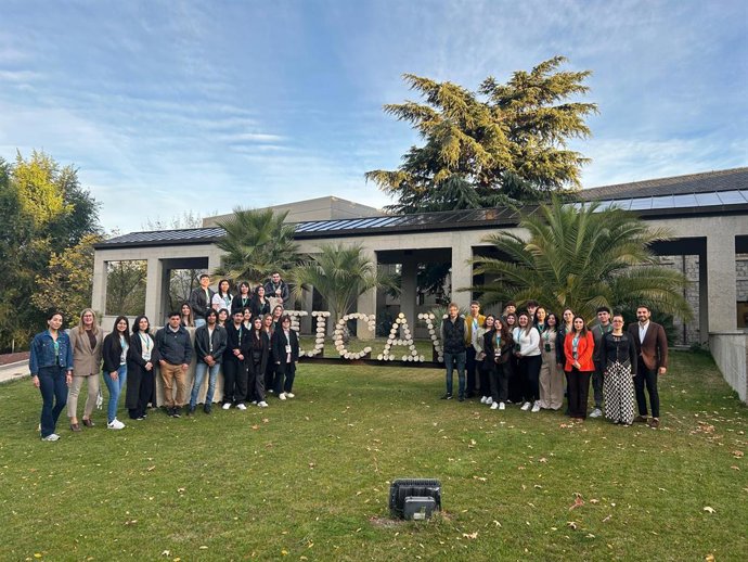 Algunos de los alumnos chilenos que han participado en los dos programas de la UCAV.