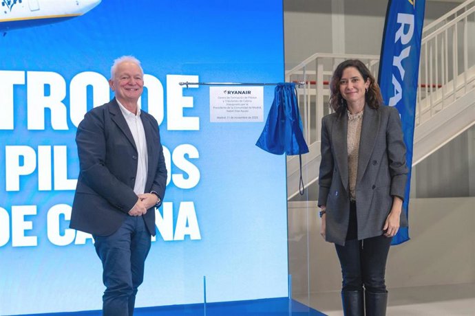 Ryanair invierte 130 millones en un centro de formación de tripulaciones en Madrid