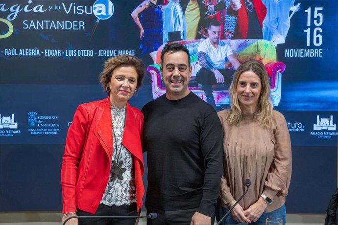 María Fernández-Rosillo, Raúl Alegría e Isabel Ibarra en la presentación de la gala 'Estrellas de la magia'