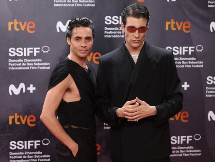 Archivo - Javier Ambrossi y Javier Calvo en la presentación de "Las Mesías" en el Festival de San Sebastián a 29 de Septiembre de 2023 en San Sebastián (España).