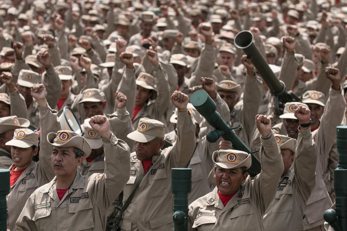 Venezuela despliega 200,000 soldados ante la amenaza de Estados Unidos