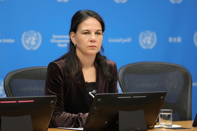 October 29, 2025, New York, Ny, USA: UNITED NATIONS, NEW YORK - OCTOBER 29, 2025: Alya Ahmed Saif Al-Thani, Permanent Representative of the State of Qatar to the United Nations, briefs reporters on the upcoming Second World Summit on Social Development, t