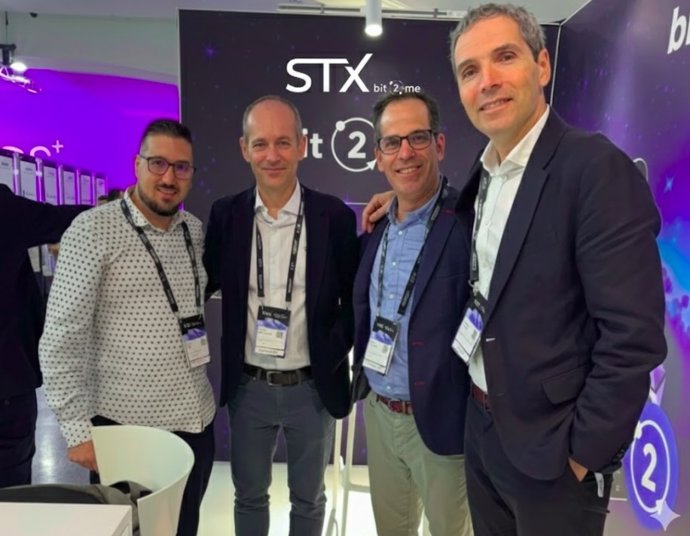 Archivo - Equipo de Bit2Me STX. De izquierda a derecha: Raúl Tébar (responsable de ciberseguridad), Enrique Palacios (responsable de cumplimiento), Yago González (responsable de operaciones) y Javier Tordable (consejero delegado y cofundador).