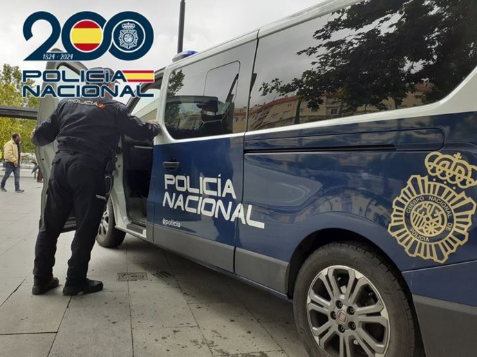 Dotación de la Policía Nacional