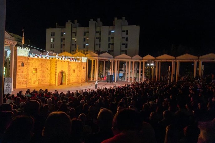 El acto más esperado de las fiestas de Moros y Cristianos de Calpe (Alicante): El Miracle.