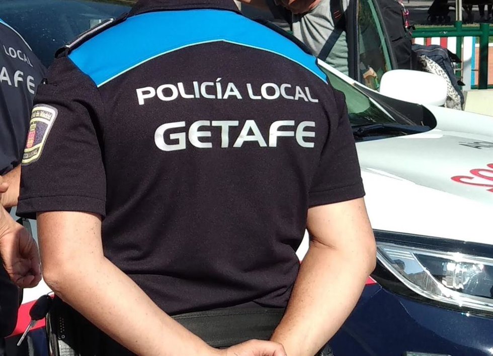 Archivo - Agente de Policía local de Getafe.