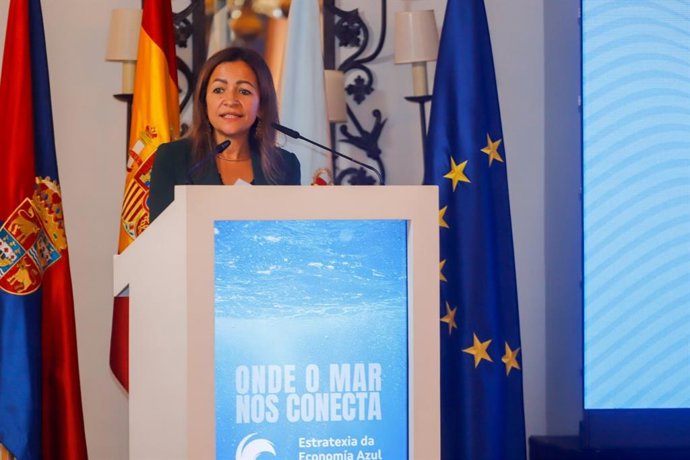La conselleira do Mar, Marta Villaverde, en la apertura del I Foro de la Economía Azul de Galicia, en Baiona (Pontevedra).