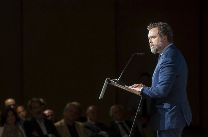 Archivo - El exportavoz de Vox, Iván Espinosa de los Monteros, presenta ‘Atenea’, su nuevo ‘think tank’, a 25 de septiembre de 2025, en Madrid (España).