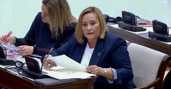 La diputada nacional por el PSOE de Huelva y portavoz de Pesca del Grupo Parlamentario Socialista en el Congres, María Luisa Faneca, en la Comisión Mixta para la Unión Europea.