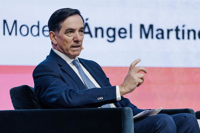 Archivo - El presidente de INVERCO, Ángel Martínez-Aldama, durante el Encuentro Anual 2025 de FINRESP, en el Hotel El Beatriz, a 12 de marzo de 2025, en Madrid (España).