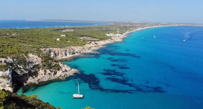 Archivo - Vista aérea de Formentera.