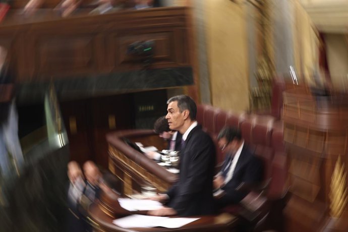 El presidente del Gobierno, Pedro Sánchez, durante una sesión de control al Gobierno, en el Congreso de los Diputados, a 12 de noviembre de 2025, en Madrid (España). 