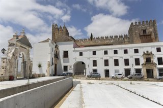 Archivo - Vista del Ayuntamiento de Arcos de la Frontera (Cádiz)