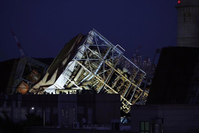 Derrumbe de una torre en una central térmica en Ulsan, Corea del Sur (archivo)