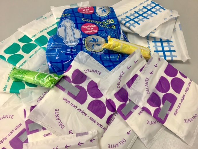 Archivo - Imagen de archivo de productos menstruales