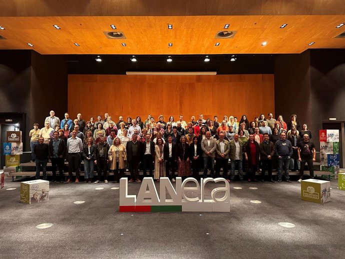 La vicelehendakari y consejera de Cultura y Política Lingüística del Gobierno vasco, Ibone Bengoetxea, en el primer encuentro público del proyecto Lanera