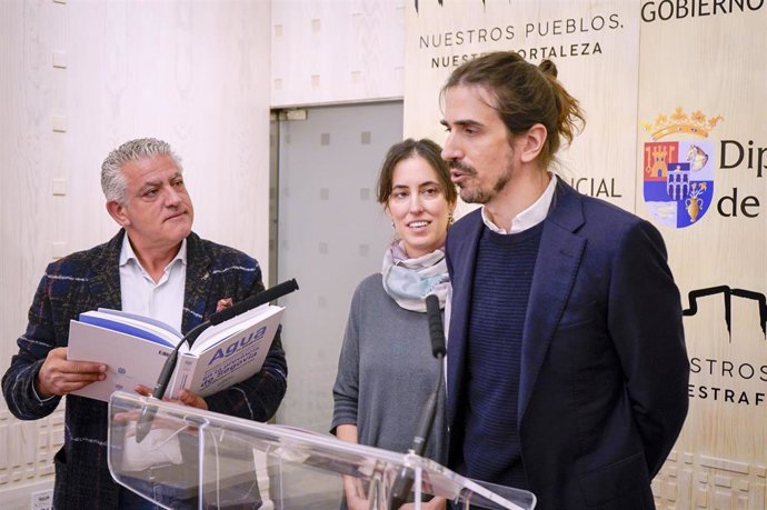 Presentación del libro 'Agua te pedimos', que recoge una investigaciónn becada por el Instituto de la Cultura Tradicional Segoviana Manuel González Herrero.