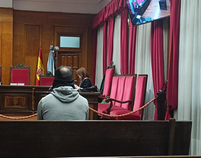 O acusado na Audiencia Provincial de Ourense