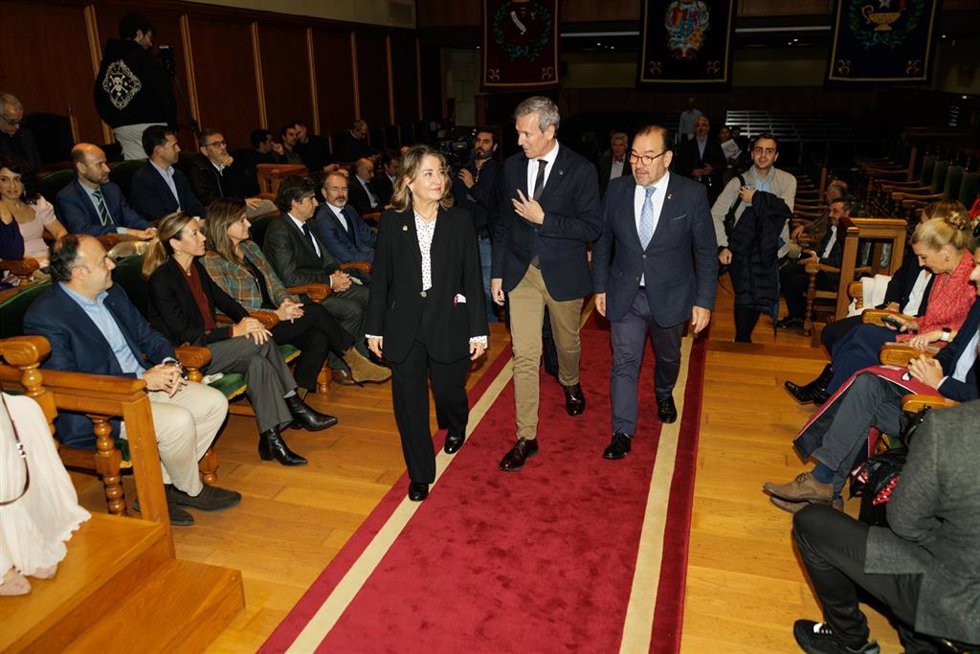 Rueda participa en el aniversario de Unirisco.