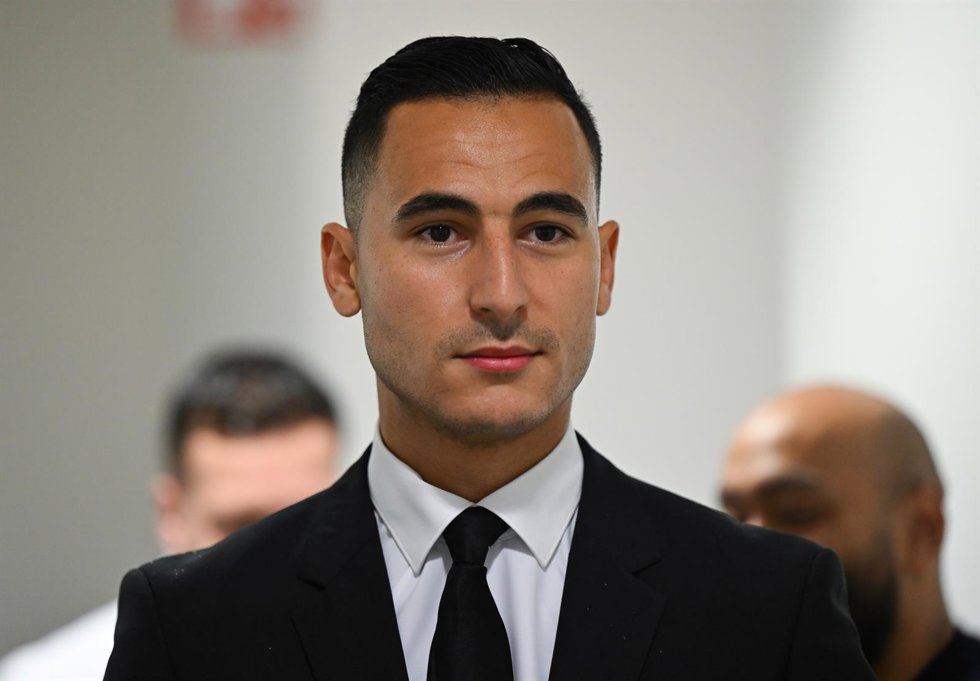 Archivo - El futbolista neerlandés Anwar El Ghazi, en el juicio contra el 1. FSV Mainz 05.