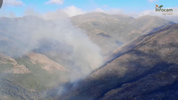 Archivo - Incendio en Peñalba de la Sierra.