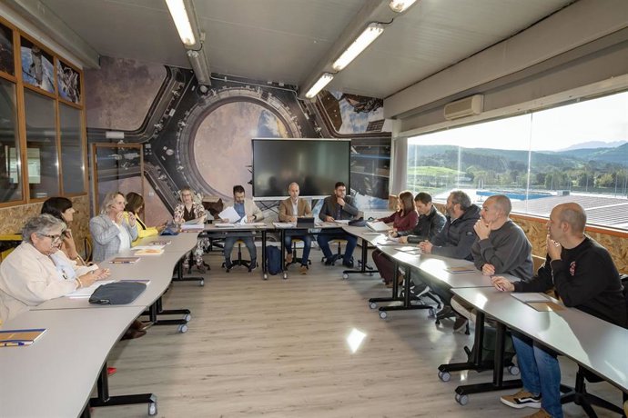 Reunión de la Consejería y los Comités Permanentes de Directores de Secundaria, Primaria y Educación Concertada