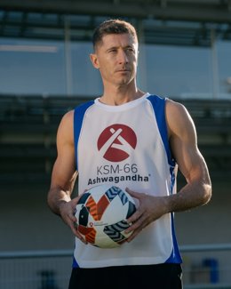 Robert Lewandowski, FC Barcelona striker and Poland captain, has been named global brand ambassador for KSM-66 Ashwagandha. A longtime user of the clinically researched root-only extract, Lewandowski embodies the performance, recovery, and consistency th