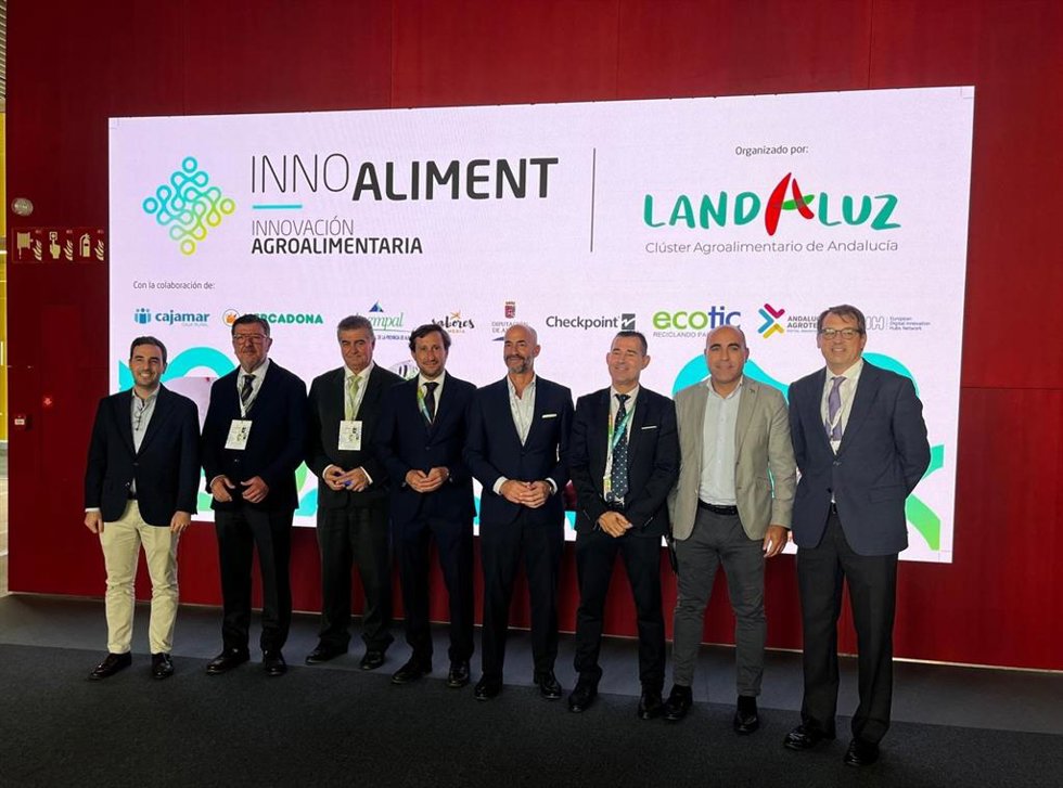 Inauguración de la I edición de Innoaliment en la sede de Cajamar del PITA en Almería.