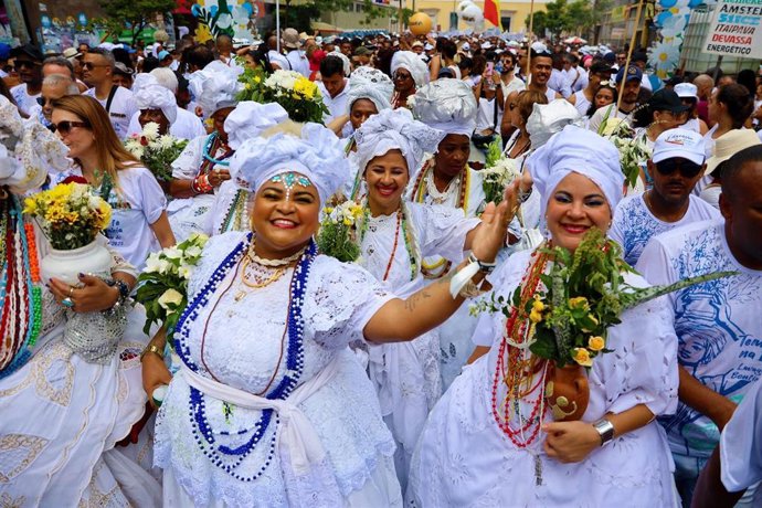Embratur y YouTube firman un acuerdo para promover el turismo en Brasil a través de creadores independientes.
