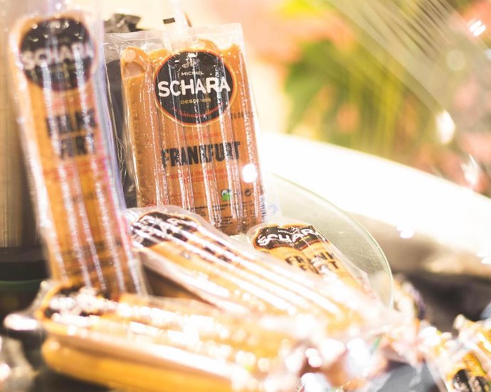 Schara anuncia el tancament de la seva planta a Barcelona i l'acomiadament dels seus 56 treballadors.