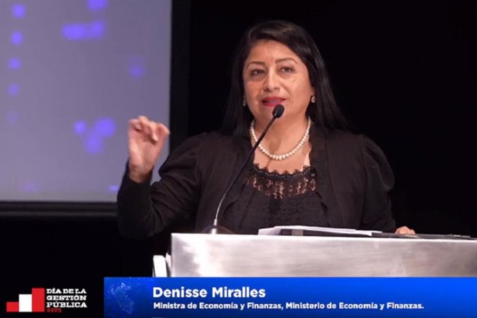 Ministra de Economía y Finanzas, Denisse Miralles.