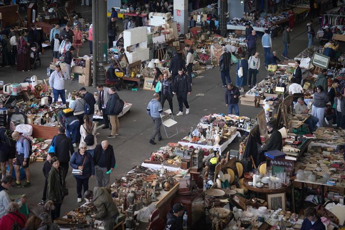 Asistentes al Mercat dels Encants, a 10 de noviembre de 2025