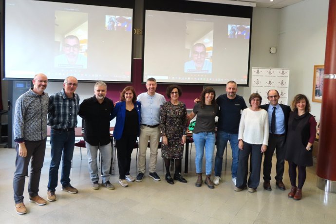 La nueva rectora de la UdL Maria Àngels Balsells con parte de su equipo