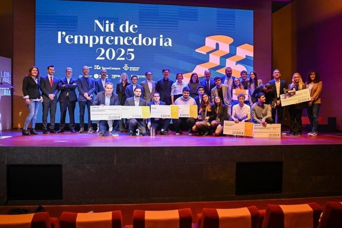 Los premiados en la Nit de l'Emprenedoria 2025.
