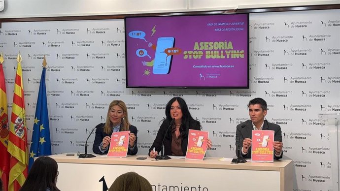 Rueda de prensa de presentación de la Asesoría Stop Bullying.
