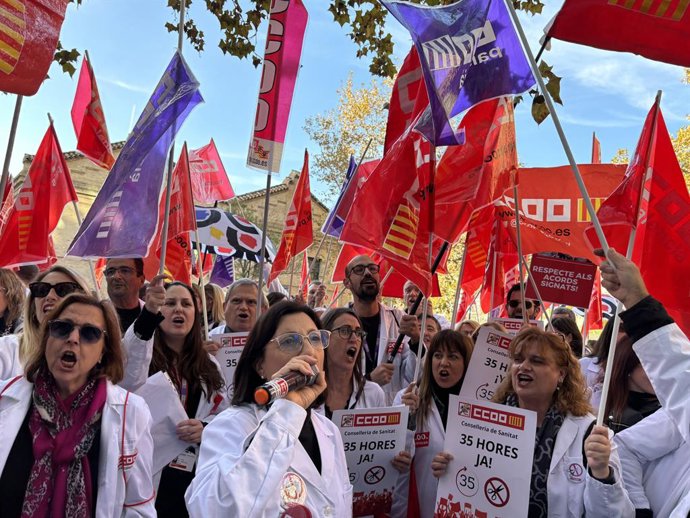 CCOO exigix la implantació "ja" de les 35 hores en la sanitat pública valenciana