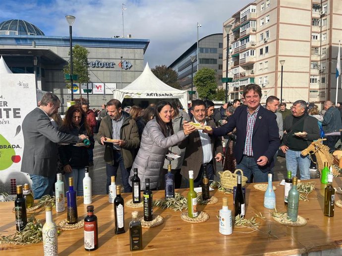 Inauguración en Fuenlabrada de la Fiesta Anual del Primer Aceite