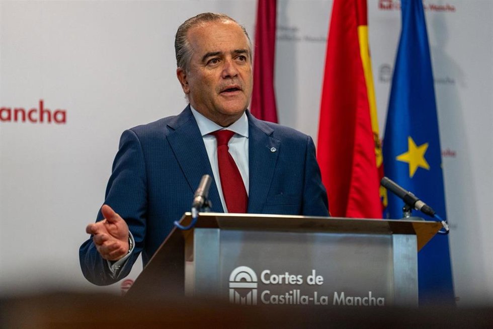 El alcalde de Talavera y presidente de la FEMP CLM; José Julián Gregorio